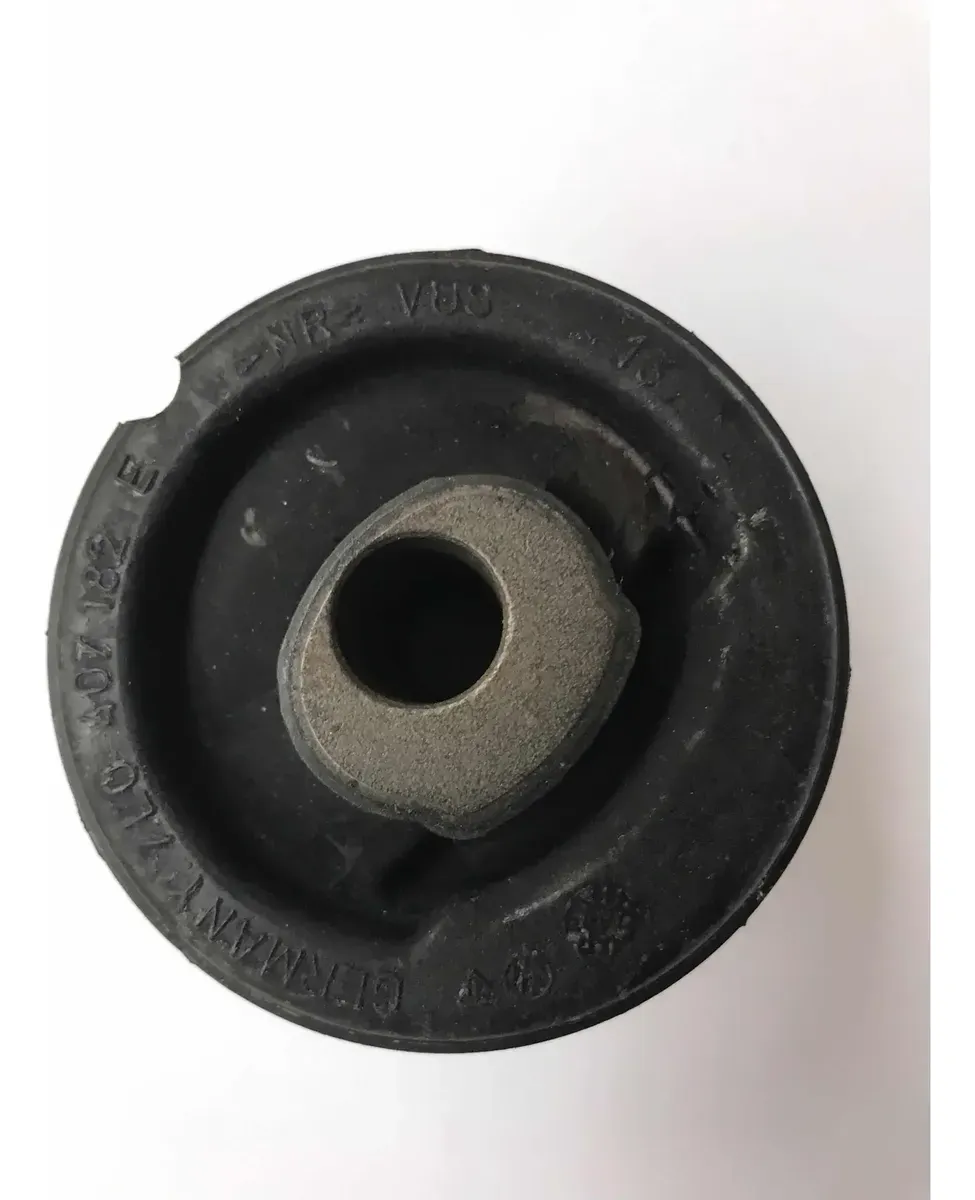Bucha Bandeja Touareg 2004/2005 Original VW